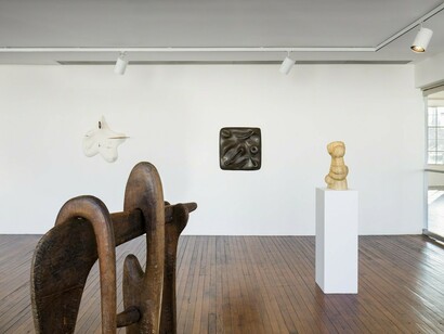 Self-Interned, 1942, Exhibition view. Courtesy of Noguchi Museum