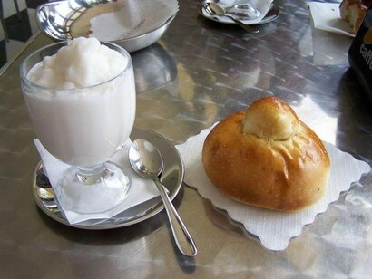 Granita e brioche
