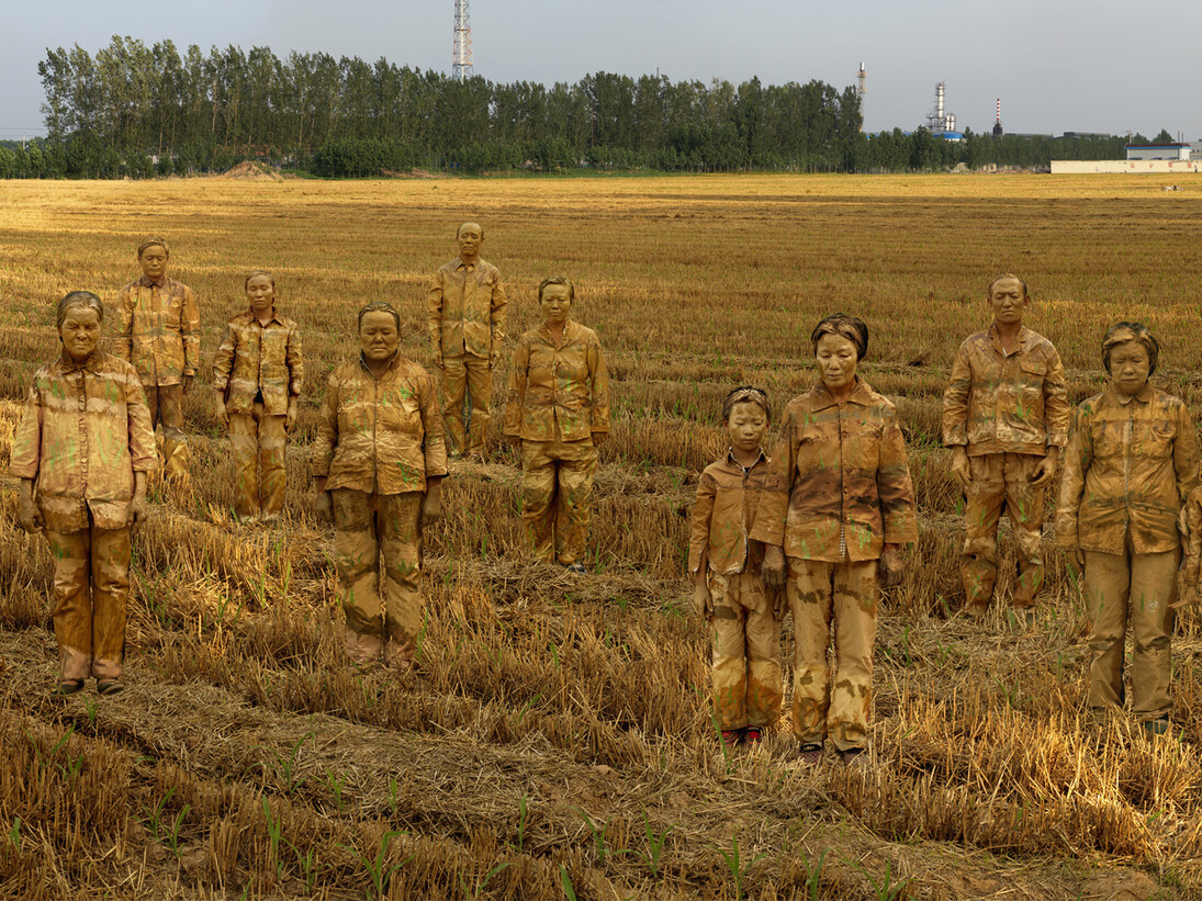 Liu Bolin, Cancer Village, Courtesy galerie Magda Danysz