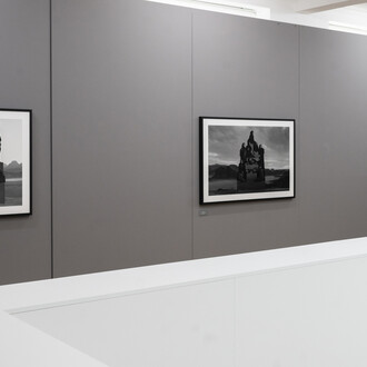 Nick Brandt, The echo of our voices (Chapter IV), exhibition view. Courtesy of Galerija Fotografija