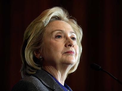 Hillary Clinton as Phoebe
