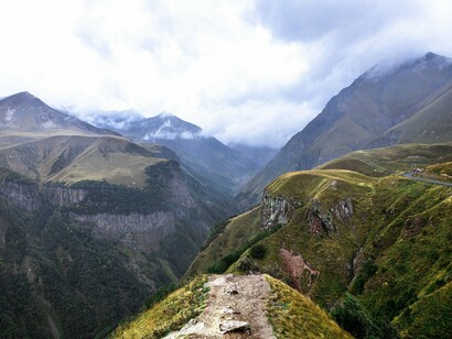 La Valle del Diavolo, Romania