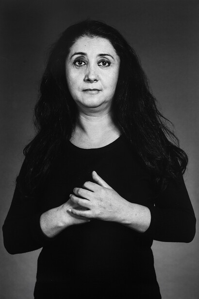 Shirin Neshat, Ilgara, from The Home of My Eyes series, 2015. Silver gelatin print and ink, 60 x 40 inches (152.4 x 101.6 cm) - Copyright Shirin Neshat. Courtesy the artist and Gladstone Gallery, New York and Brussels
 