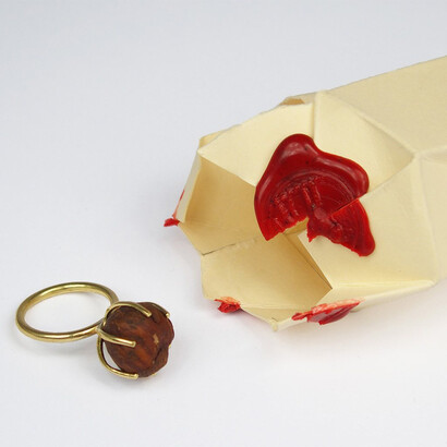 Repinned. Courtesy of Foundling Museum = Repinned project work by Mizuki