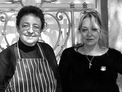 Fotografia de Maris Bustamante e Mónica Mayer, artistas mexicanas que fundaram o coletivo Polvo de Gallina Negra