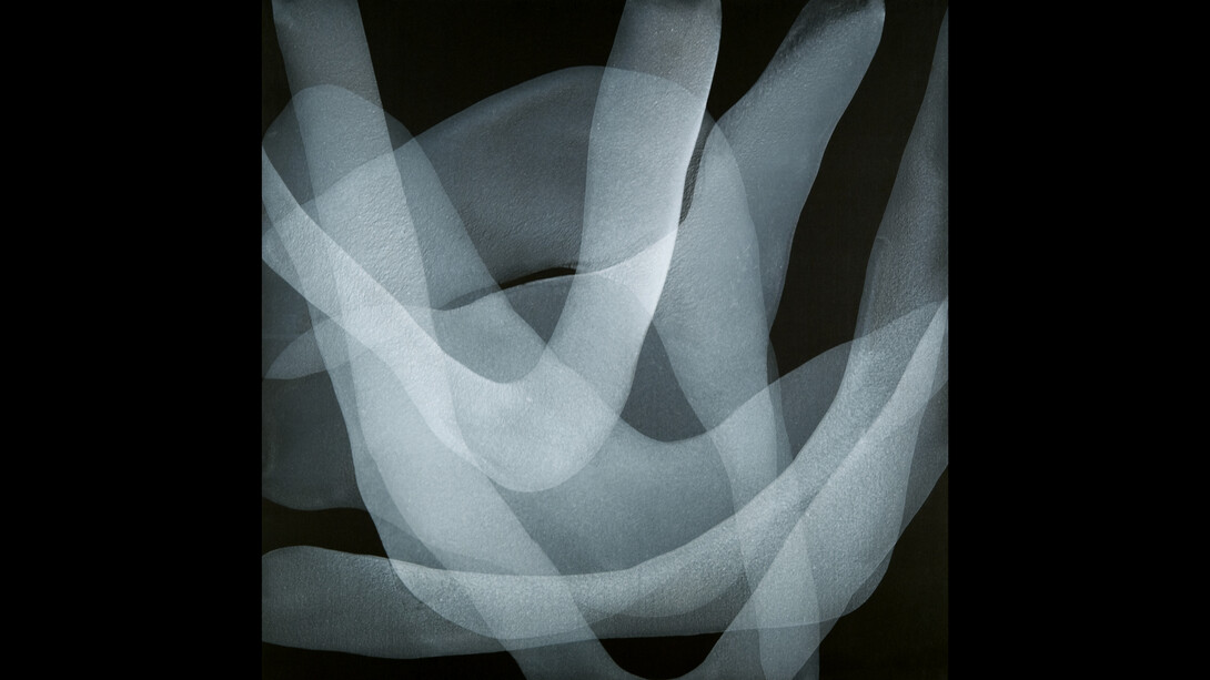 Michelle Concepción, Twist, 63x63 inches, acrylic on canvas, 2007. Courtesy of the artist and ArtSpace/Virginia Miller Galleries