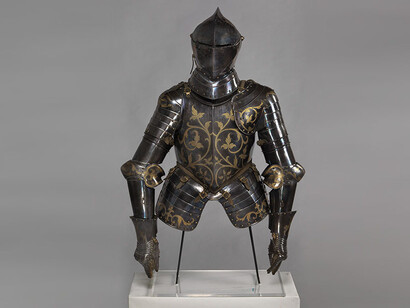 Anton Pfeffenhauser, Plattenharnisch für das fussturnier, Augsburg, 1592. Courtesy of Germanisches Nationalmuseum