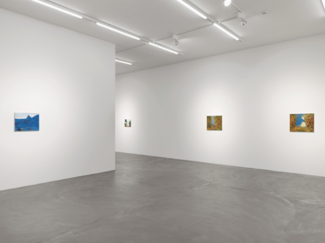 Karen Kilimnik, Exhibition view. Courtesy of Galerie Eva Presenhuber