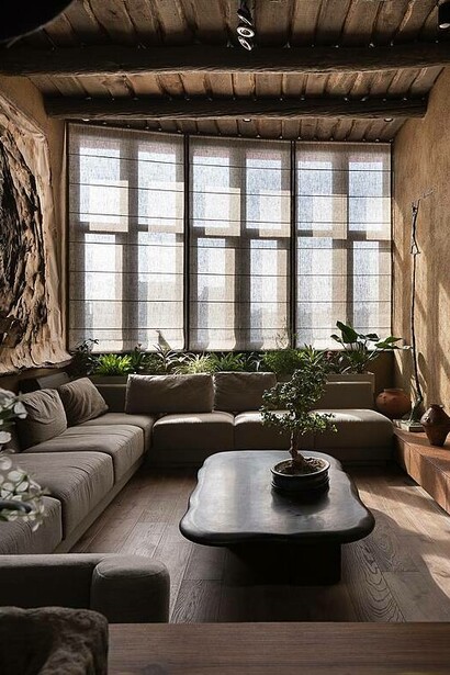 Esempio di estetica wabi-sabi: "Ed è per questo che l’osservatore prova meraviglia di fronte al miyabi, ma quiete e serenità nel wabi sabi"