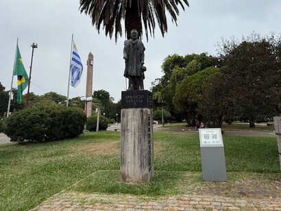 Two flags, one shared space — where identity expands instead of divides ©Patricia Gomes