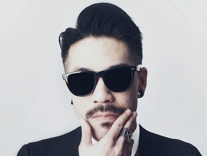 Con bigote en noviembre