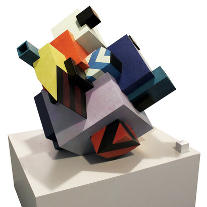 Etnik, Urban solid, scultura in legno e smalto, 2015. 