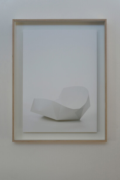 Maria Loizidou, Visages effacées, 2013, photograph
145 x 80 cm, Photo by Mariel Kouveli, Courtesy Kalfayan Galleries, Athens - Thessaloniki