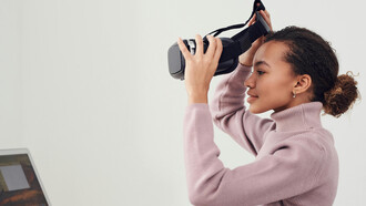 Desbravando a dicotomia entre informação e conhecimento na educação atual. Como lidar com o dilúvio de dados na era digital? Uma análise essencial.
