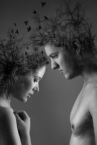 Aprire la mente. La mente è come un paracadute e funziona bene solo quando è aperta e oggi mancano i numeri per avere una mentalità rivoluzionaria… È importante, però, sapere che questo sistema è destinato a fallire e che questi criminali dell’umanità saranno puniti nell’eternità per contrappasso vivendo nella dimensione ultraterrena l’Inferno che hanno creato in questa dimensione
