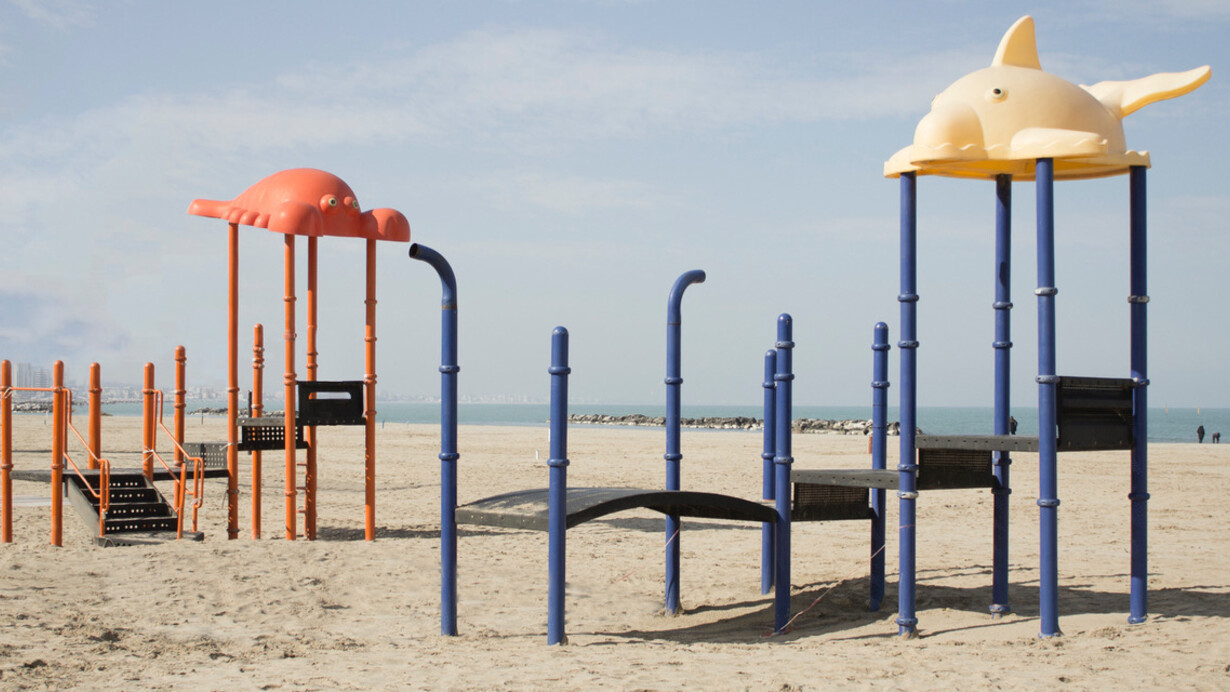 Waiting for Venus. Courtesy of Officina 15