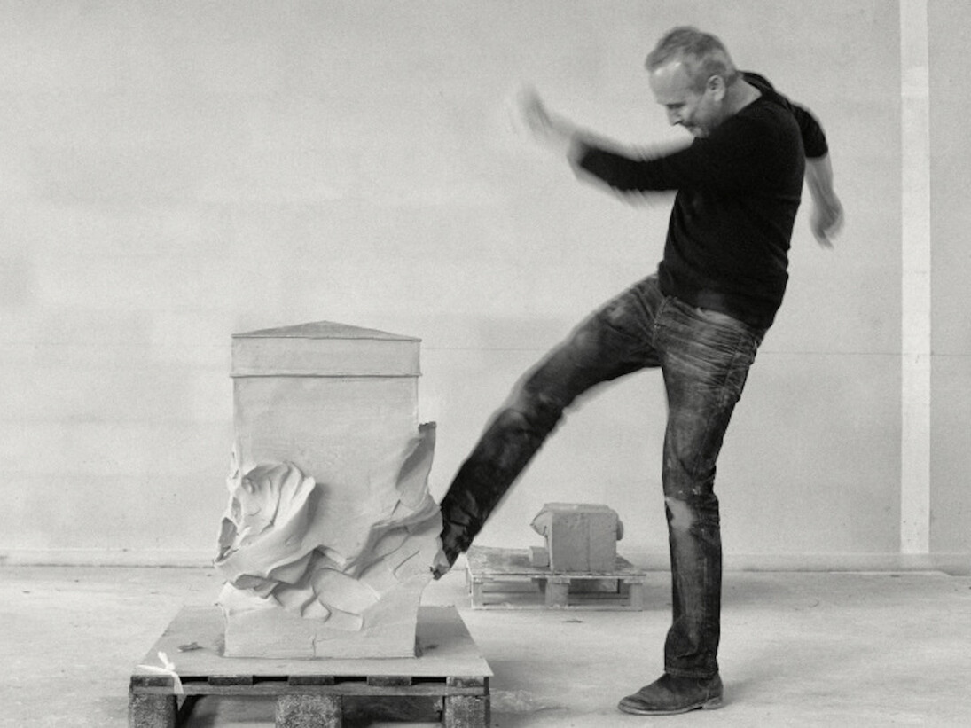 Erwin Wurm. Courtesy of 21er Haus