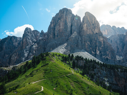 Montagna. E allora cambiare è assumere la consapevolezza che la vita non è un rettilineo, né una sequenza di segmenti ma un continuo inerpicarsi sulla fiancata della montagna
