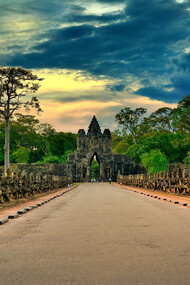 Tonle Om Gate (South Gate), located in Krong Siem Reap, Cambodia, is a significant historical landmark with intricate carvings and architectural beauty