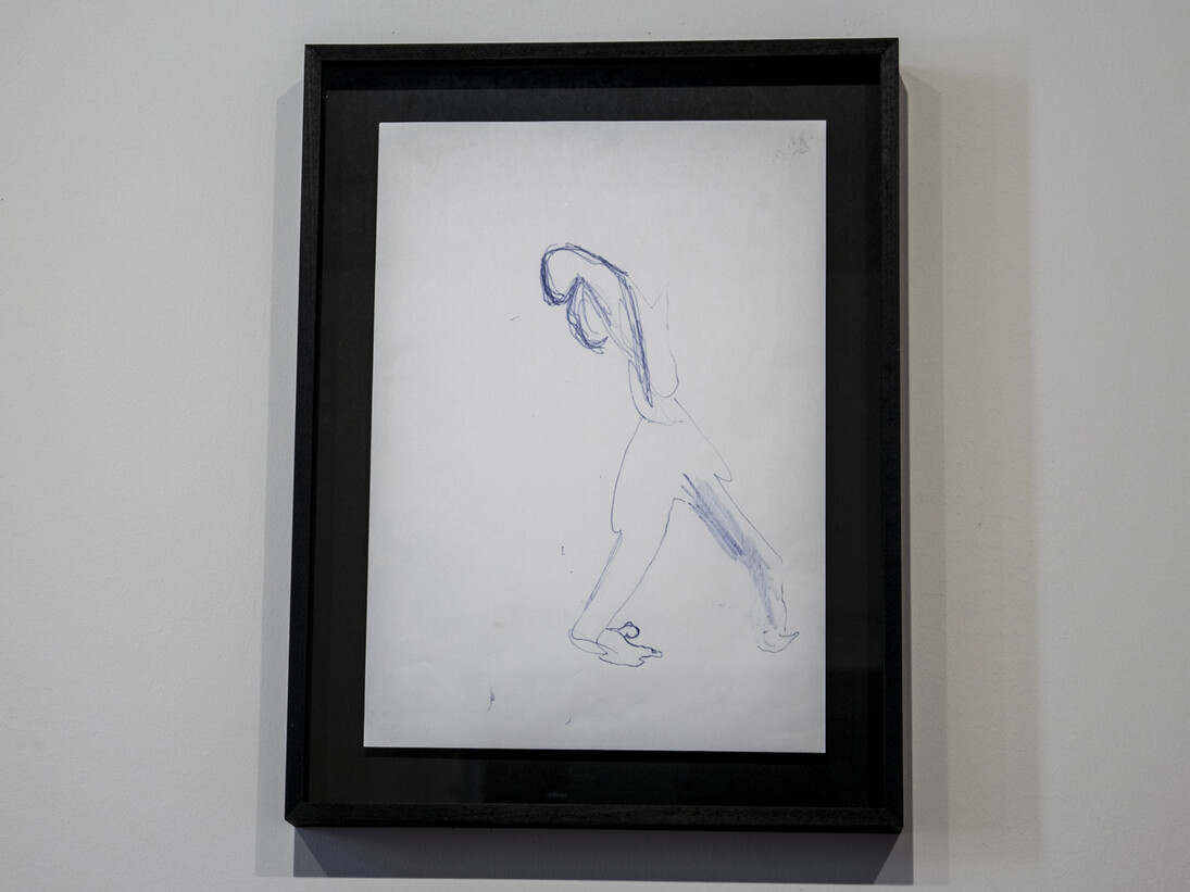Alis Filliol, Almost Human, 2015, carta copiativa su foglio. Courtesy the artists and pinksummer