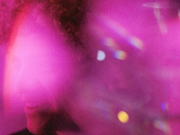 Il problema emerge quando manca l’empatia e l’altro diventa solo uno specchio in cui riflettersi