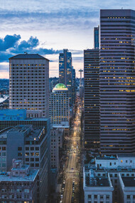 Smart buildings can reduce carbon emissions but do not require 5G connections