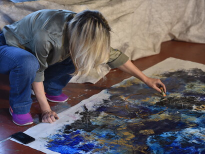 Antonella Benanzato, In studio
