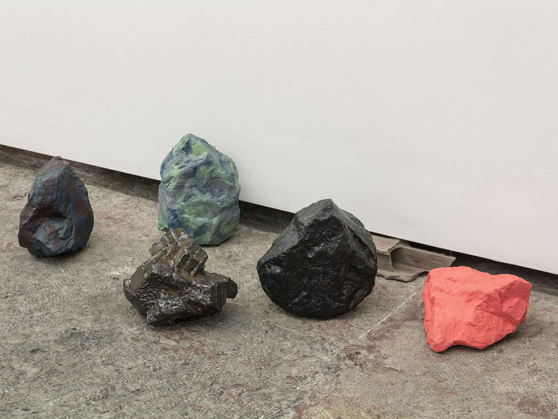 Exhibition view (detail, Untitled, 2015, iron, stone, brick acrylçic, spray paint, variable dimensions), I´m a mineralist, André Trindade, Photo: João Ferro Martins. Image courtesy of the artist and 3+1 Arte Contemporânea, Lisboa.