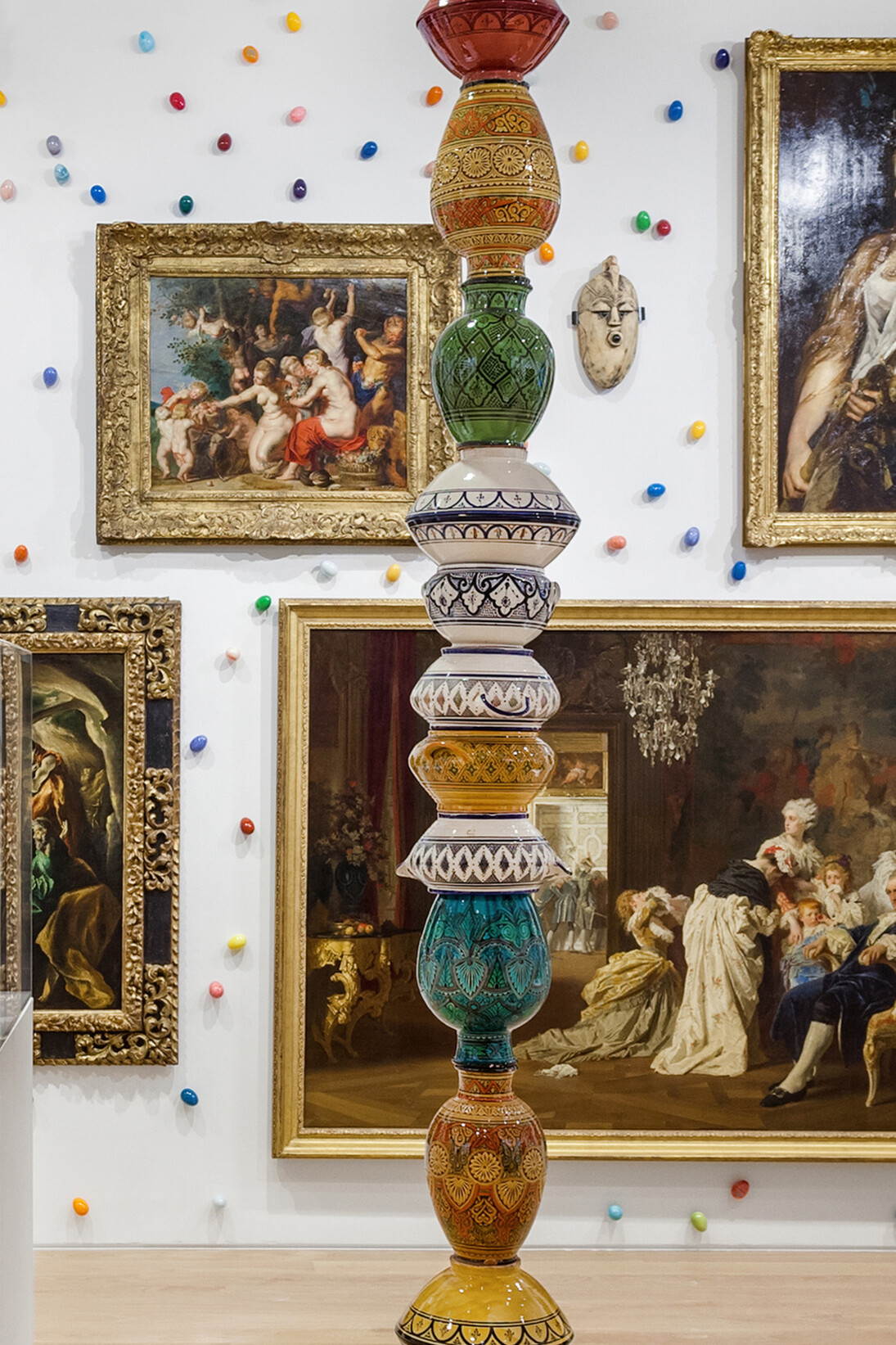 Pascale Marthine Tayou. Courtesy of Galleria Bottegantica