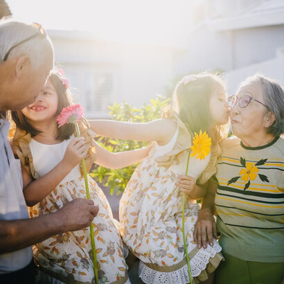 Lo peor es que las familias vean la vejez como un estorbo, en vez de la alegría de compartir con los abuelos