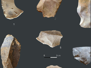 Artefatti del periodo musteriano, simili a quelli rinvenuti nella grotta Üçağızlı II