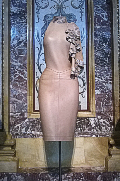 Abito di Azedine Alaïa
