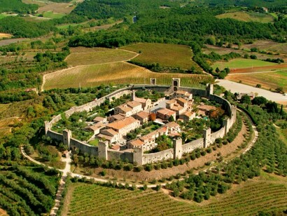 Monteriggioni, un gioiello lungo la Via Francigena