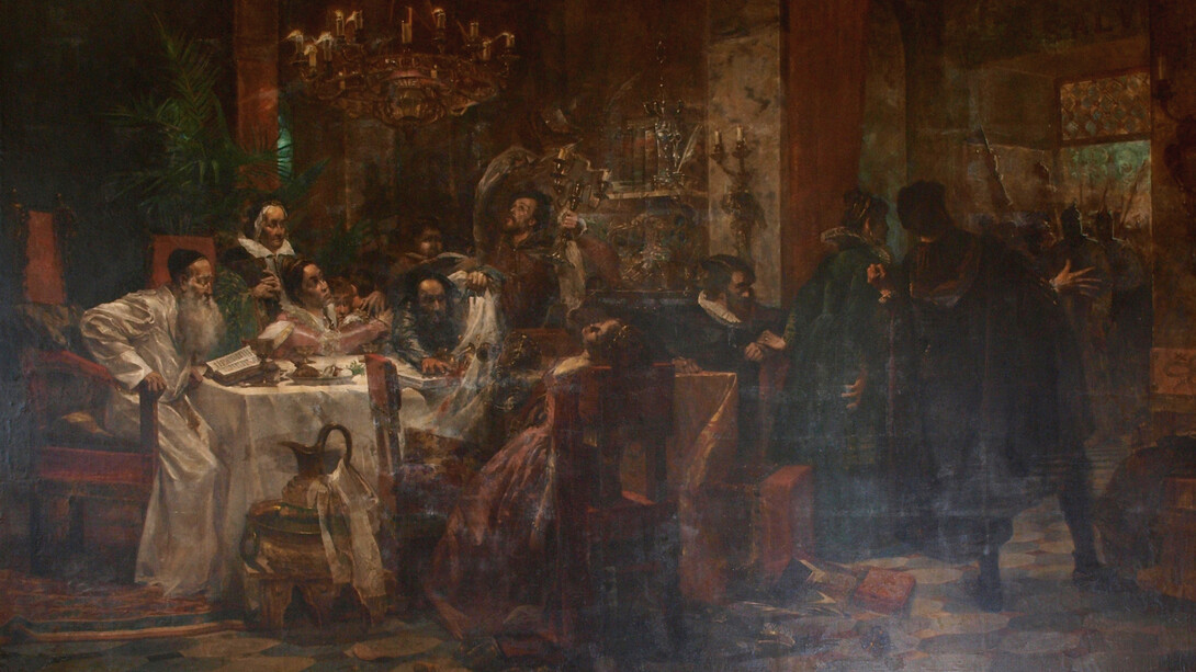 Marranos were Spanish, Portuguese, and Navarrese Jews who converted to Christianity in the 15th and 16th centuries—often under pressure—but secretly continued practicing Judaism or were suspected of doing so