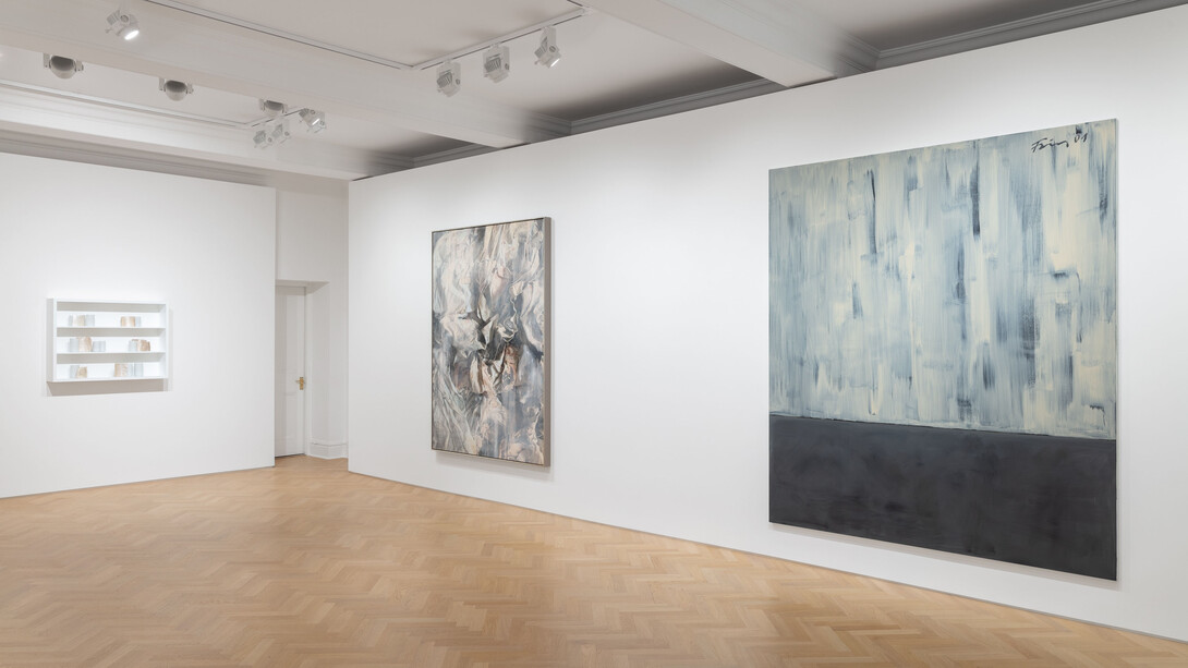 Various artists, Potential colour, exhibition view. Courtesy of Galerie Max Hetzler