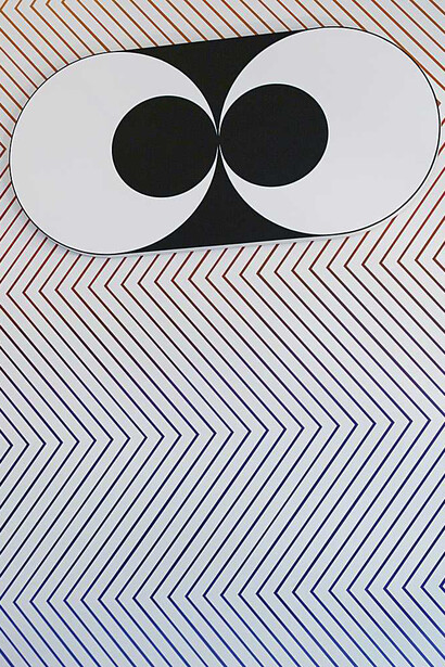 Easy Heavy III, 2013 und Eye to Eye, 2013 von Claudia Comte. Courtesy of Museum Haus Konstruktiv