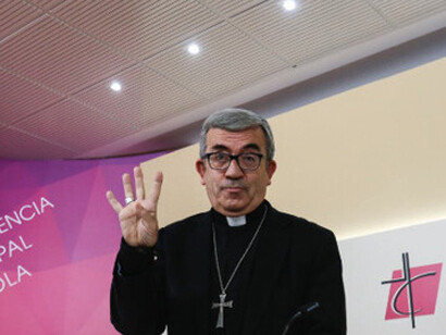 Resulta difícil que la Iglesia interfiera el normal desarrollo de nuestra vida política y solicite elecciones anticipadas. Luis Argüello García, arzobispo de Valladolid y presidente de la Conferencia Episcopal Española (CEE), Luis Argüello, España