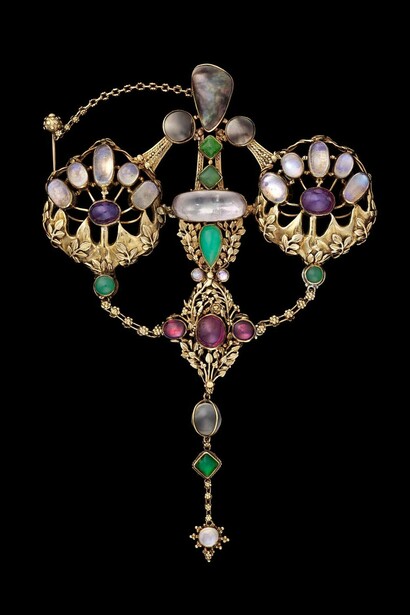 Jewelry. Courtesy of MFA