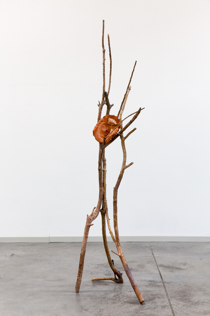 Giuseppe Penone, Terra su terra - Volto (Earth on Earth - Face), 2014, Bronze, terracotta, 88-3/16 x 29-1/2 x 19-5/8 in. 224 x 75 x 50 cm