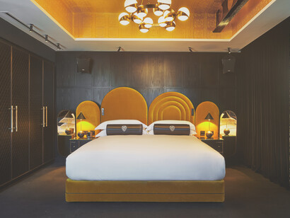 Deluxe session room in Chateau Denmark London, England