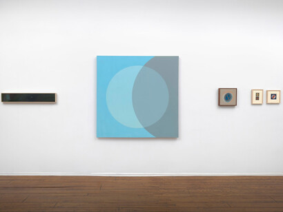 Helen Lundeberg, Inner / outer space, exhibition view. Courtesy of Louis Stern Fine Arts