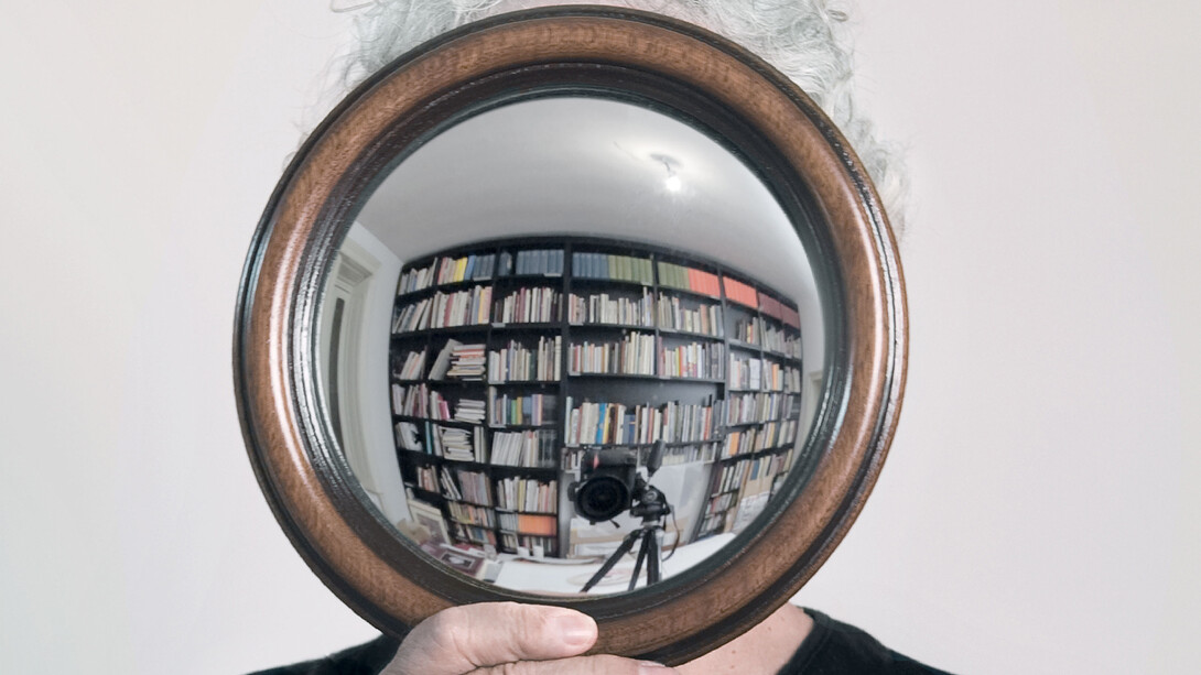 Autoritratto, Bergamo 2009-2016. Stampa giclée, cm 60 x 40 © Mario Cresci