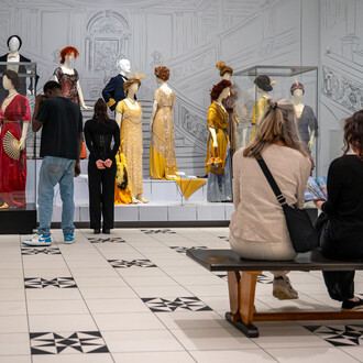 Titanic and fashion: the last dance, exhibition view. Courtesy of Kunstmuseum Den Haag 