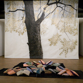 Stefano Arienti. Antipolvere, particolare dell'allestimento alla Galleria Civica, 2017. Photo Francesca Mora. Courtesy of Galleria Civica di Modena