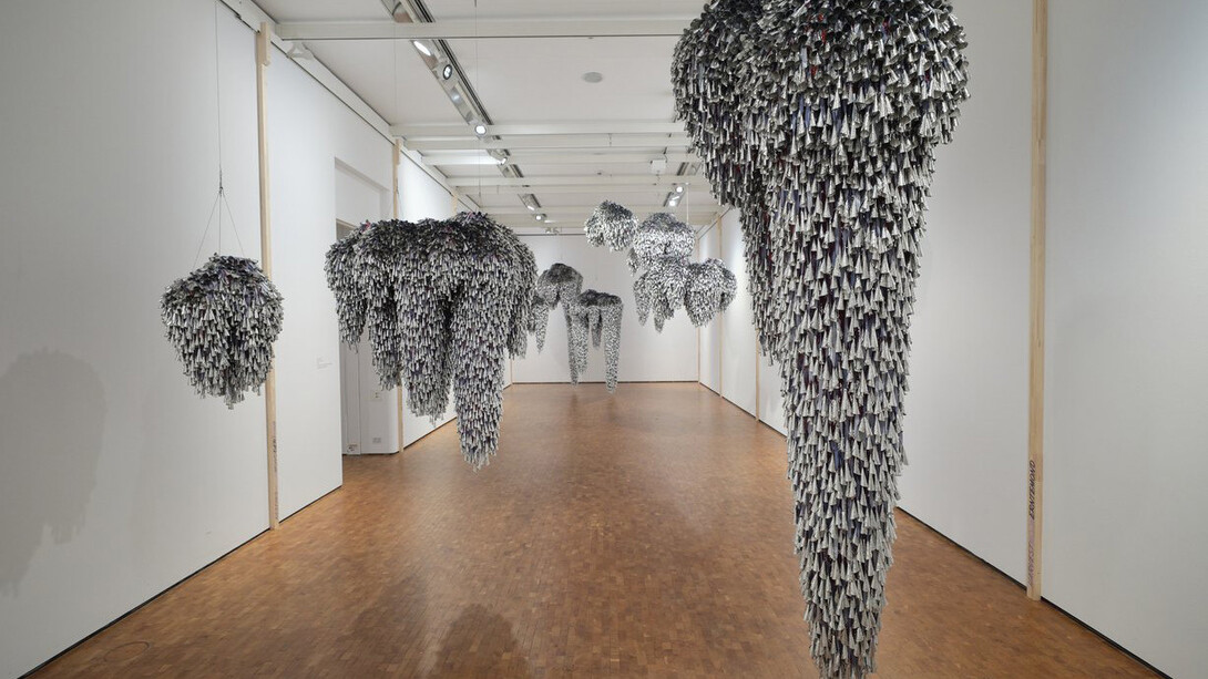 Various artists, Here and now at Museum Ludwig. De/collecting memories from Turtle Island, exhibition view. Courtesy of Museum Ludwig