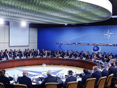 Seduta alla NATO