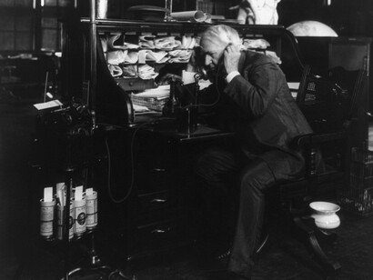 Thomas Edison (1847–1931) was a pioneering American inventor known for his work in electric power, communication, and entertainment, including the phonograph and practical light bulb