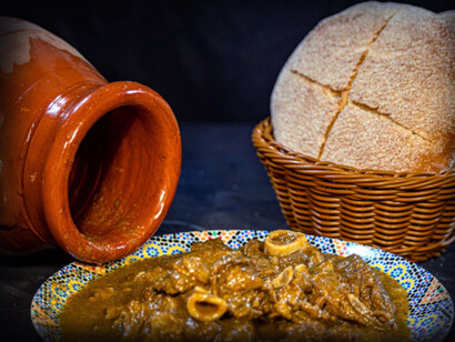 The city of Marrakech (Morocco), witnessed the existence of several types of tangia (tanjia)