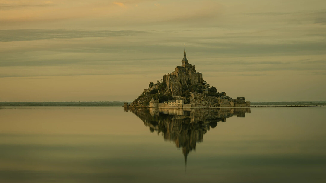 Elger Esser, Mont Saint Michel IX, 2022. Courtesy of Flowers Gallery