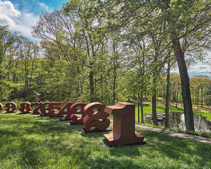 Robert Indiana. Courtesy of The Glass House